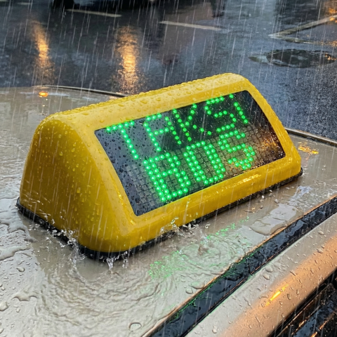 Akıllı Taksi Tepe Lambası - Taksimetre Entegre veya Manuel Mod, Mıknatıslı, 5 Farklı Modlu(Dolu-Boş-SOS-Servis Dışı- Rezerve) Su-Toz Geçirmez LED